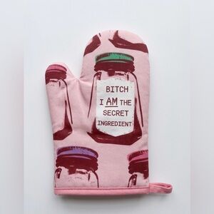 NWOT Pink Novelty Oven Mitt with Jar Print